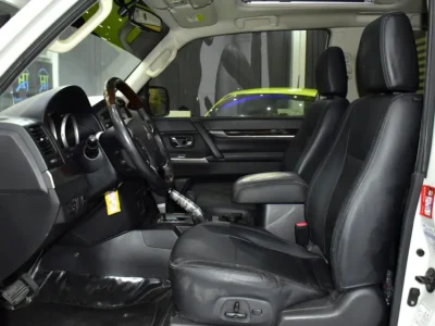 2018 Mitsubishi Pajero GLS 6 Cylinder Petrol Engine White Black Crossover GCC