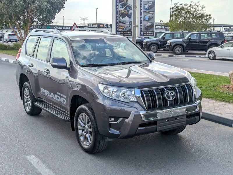 2021 Toyota Prado TXL GCC V6 4.0L Grey Beige SUV IN EXCELLENT CONDITION