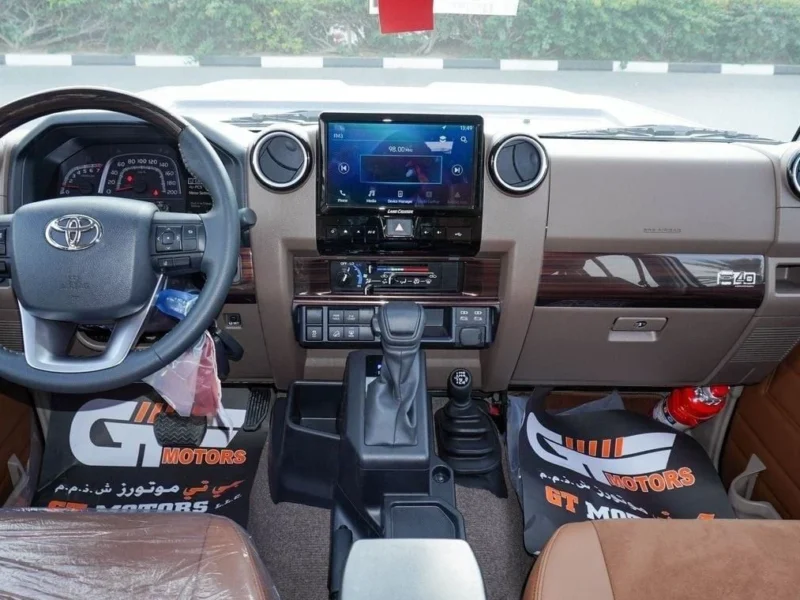 2025 Toyota Land Cruiser Hard Top 4.0L V6 Cylinder Engine AT Grey Tan SUV