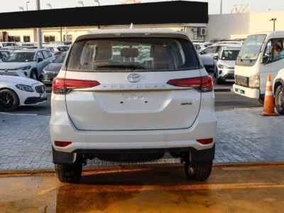 2025 Toyota Fortuner EXR 2.7 Litres 6 Cylinders Petrol Engine White Brown SUV GCC