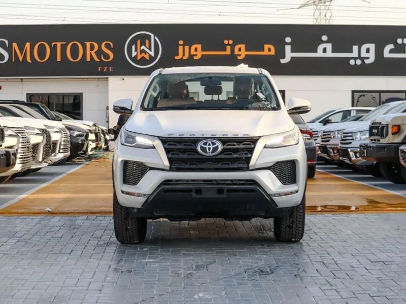 2025 Toyota Fortuner EXR 2.7 Litres 6 Cylinders Petrol Engine White Brown SUV GCC