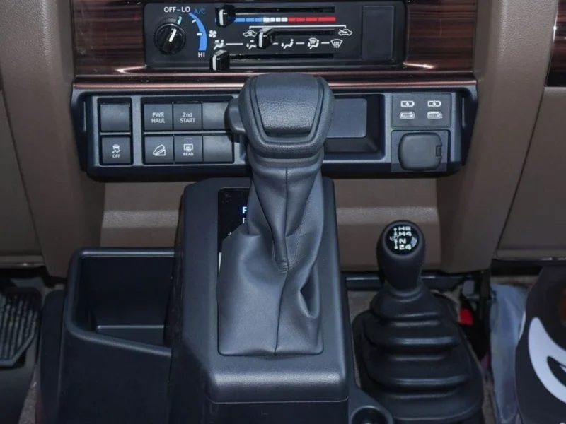 2025 Toyota Land Cruiser Hard Top 4.0L V6 Cylinder Engine AT Grey Tan SUV