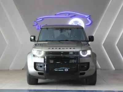 2022 Land Rover Defender P400 3.0L Inline-6 Turbo Engine Grey Black SUV