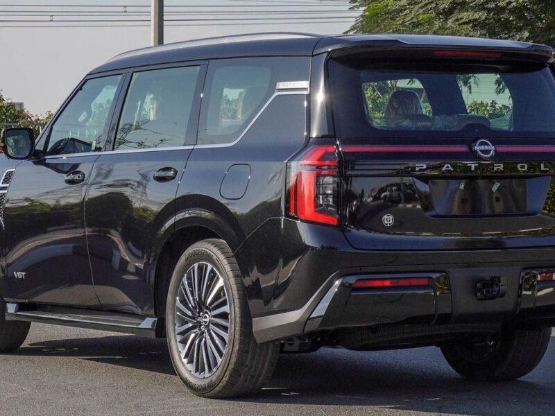 2025 Nissan Patrol Platinum 3.5-litre V6 Twin-Turbo Black Tan SUV GCC Specs