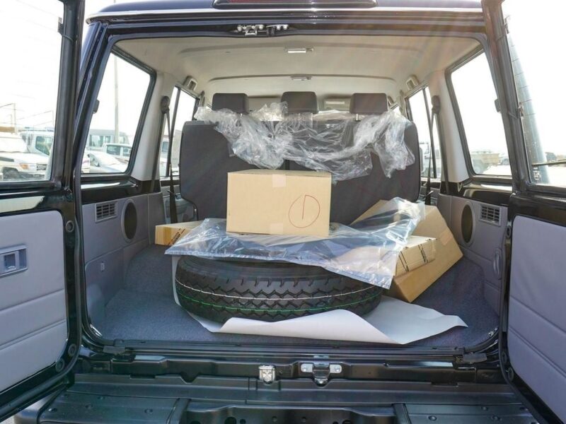 2025 Toyota Land Cruiser Hard Top 4.0L V6 Cylinder Engine AT Black Grey SUV