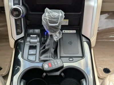 2022 TOYOTA LAND CRUISER DIESEL 6 Cylinders TWIN TURBO GXR White Beige SUV