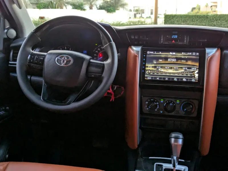 2016 TOYOTA FORTUNER FACELIFTED 2025 V4 2.7L Grey Brown SUV GCC Specs