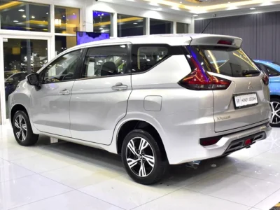 2022 Mitsubishi Xpander Medium Line 4 Cylinder Petrol Engine Silver Black Crossover