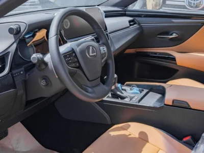 2025 Lexus ES300h 2.5-liter inline-4 Hybrid​ AT Black Tan Sedan FWD GCC Specs