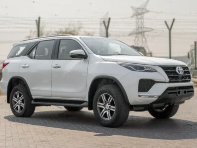 2026 Toyota Fortuner GX 2.4L 4-cylinder Turbocharged Diesel White Tan SUV GCC