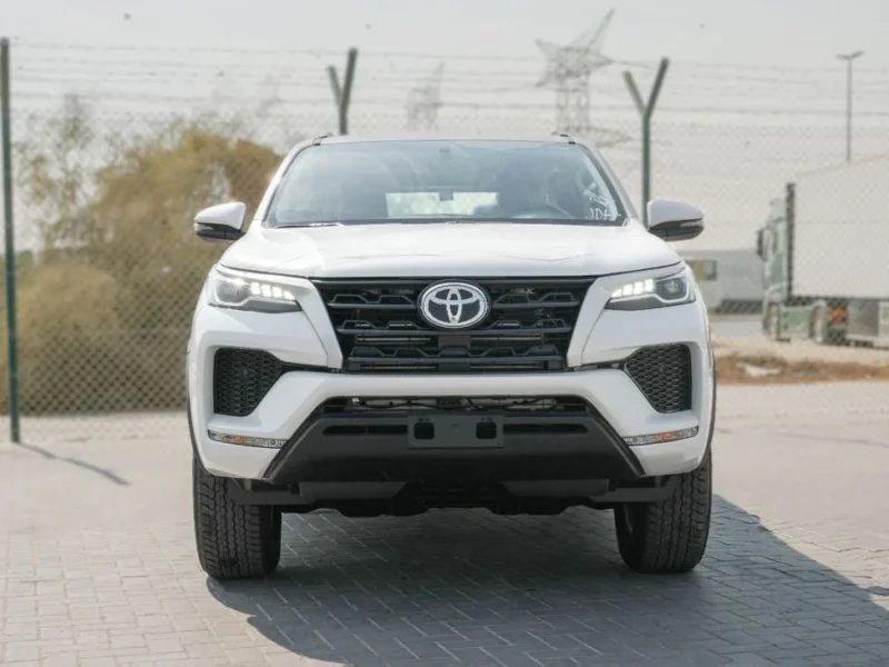 2026 Toyota Fortuner GX 2.4L 4-cylinder Turbocharged Diesel White Tan SUV GCC