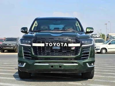 2015 Toyota Land Cruiser GR SPORT 4.6 Litres V8 Cylinder Engine Green Beige SUV