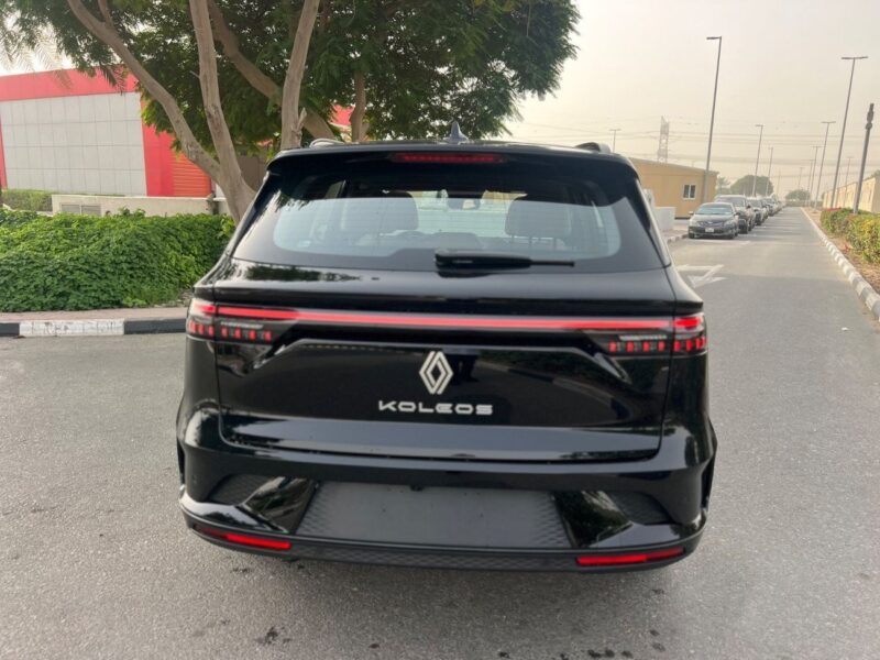 2026 Renault Koleos LE 2.5 Litres 4 Cylinders Petrol Engine Black Tan SUV 4x4