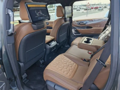 2025 NISSAN PATROL SE PLATINUM 3.8L V6 Engine Green Tan SUV FULL OPTION