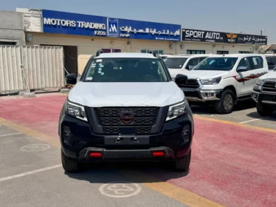 2025 NISSAN NAVARA DOUBLE CABIN PRO 2.5L 4 Cylinders DIESEL Black Pick UP