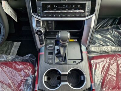 2026 TOYOTA LAND CRUISER GRS 3.3L 6 Cylinder Petrol Engine Black Red SUV