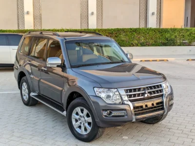 2017 Mitsubishi Pajero GLS V6 3.5L GCC MID OPTION Grey Brown SUV GCC