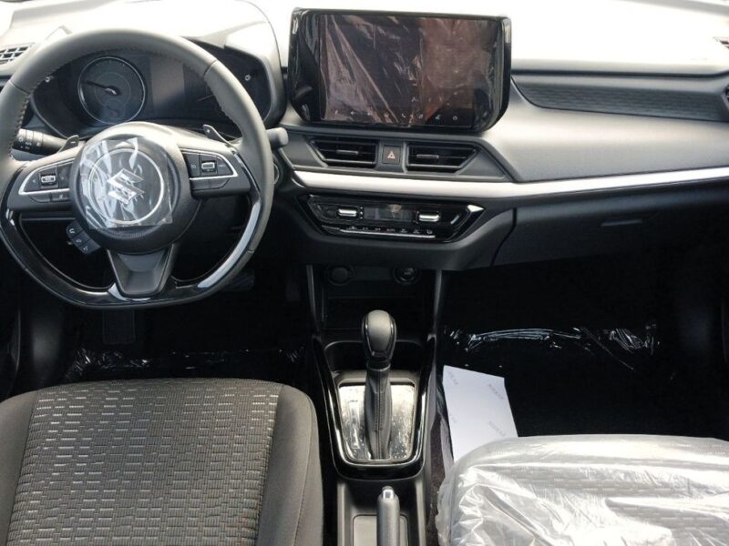 2025 Suzuki SWIFT GLX 1. 2 Litres 4 Cylinders Petrol Engine White Black Hatchback
