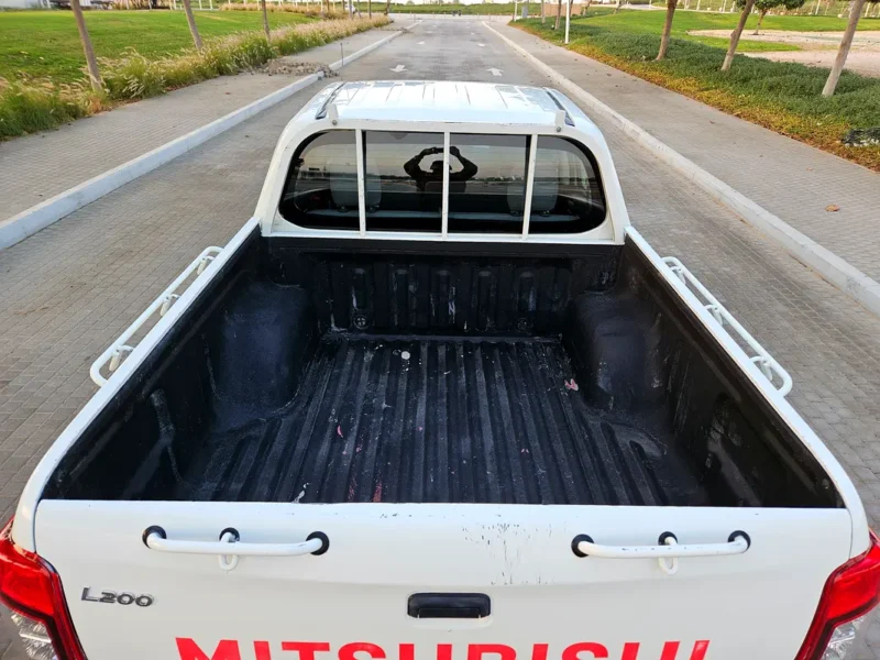2022 Mitsubishi L200 Double Cabin 4X2 Premium Condition White Grey Pick UP