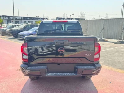 2025 NISSAN NAVARA DOUBLE CABIN PRO 2.5L 4 Cylinders DIESEL Black Pick UP