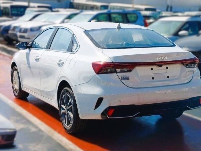 2025 KIA K3 1.5 Litres 4 Cylinders Petrol Engine White Black Sedan FWD
