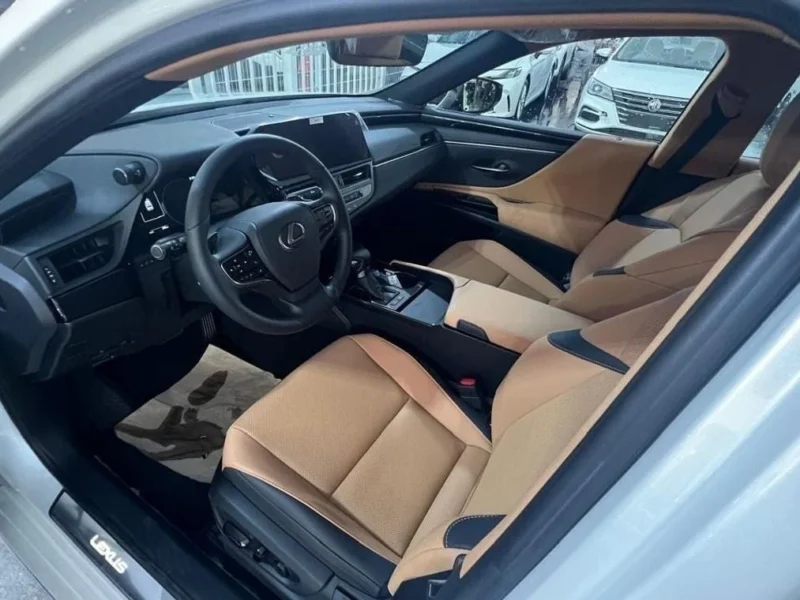 2024 Lexus ES300h 2.5 Litres 4 Cylinder Hybrid Engine White Tan Sedan FWD