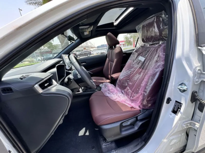2025 TOYOTA COROLLA White Red CROSSOVER 1.8L HYBRID 4 Cylinders Engine
