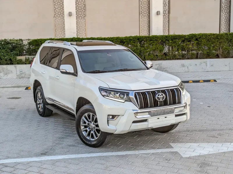 2018 Toyota Prado VXR 6 Cylinders Petrol Engine White Beige SUV GCC Specs