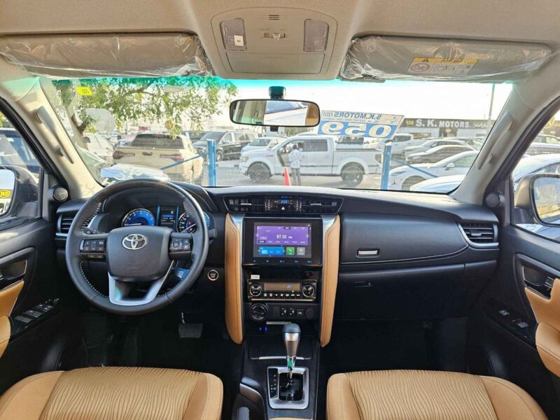 2024 Toyota Fortuner 4.0 Litres V6 Engine PETROL Silver Tan SUV GCC Specs
