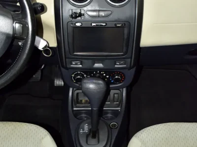 2016 Renault Duster SE Plus 4 Cylinders Petrol Engine Black Beige Crossover GCC