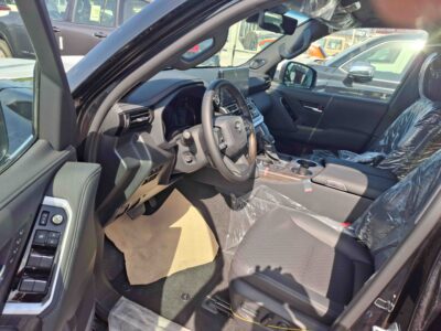 2024 Toyota Landcruiser VXR 3.5-liter Twin-Turbo V6 Petrol Engine Black SUV