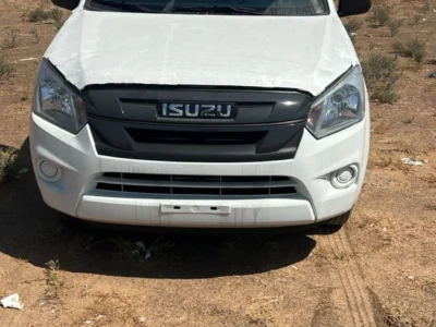 2025 Isuzu D-Max SC 1.9L 4-Cylinder DOHC Diesel Engine White Black Pick UP