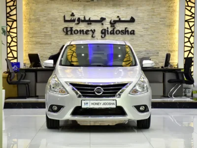 2016 Nissan Sunny SL 4 Cylinder Petrol Engine Silver Beige Sedan GCC Specs