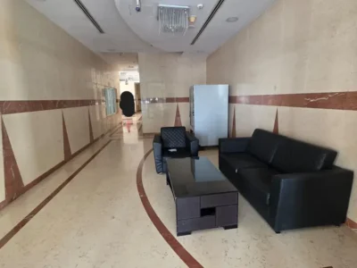 Vacant 1 Bed (Converted to 2 Room) | 2 Full Baths | Spacious | Car Park