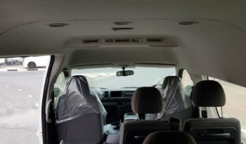 2018 Toyota Hiace 3.0-litre 4-cylinder Engine White Black Commuter Van