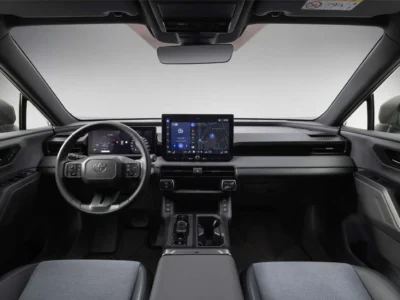 2026 Toyota RAV 4 XSE 4X4 2.5L HEV 4 Cylinders Engine Dark Blue Black SUV