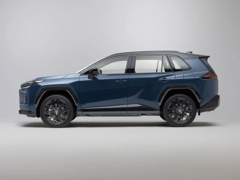 2026 Toyota RAV 4 XSE 4X4 2.5L HEV 4 Cylinders Engine Dark Blue Black SUV