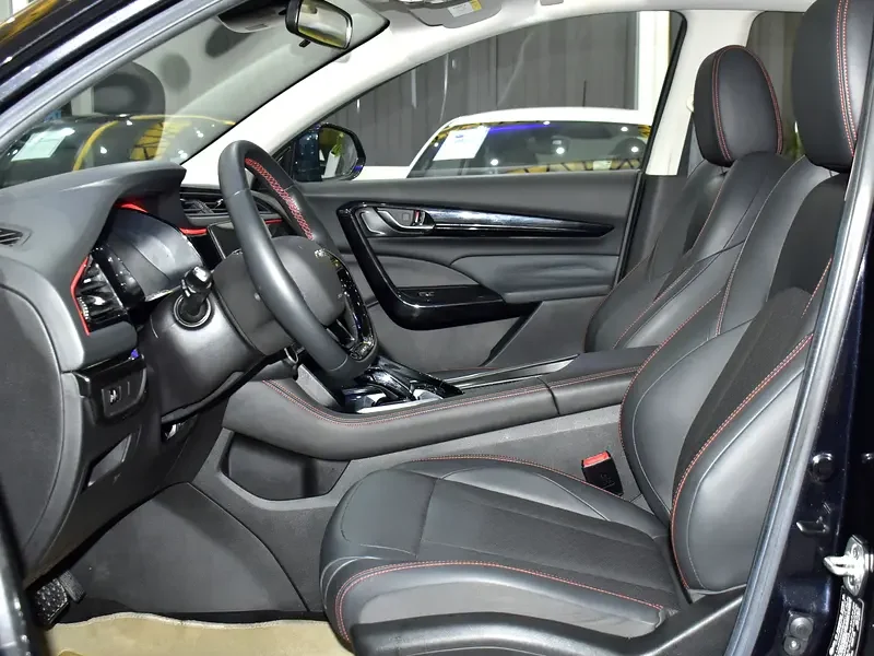 2023 DongFeng AX7 Other 4 Cylinder Petrol Engine Black SUV GCC Specs