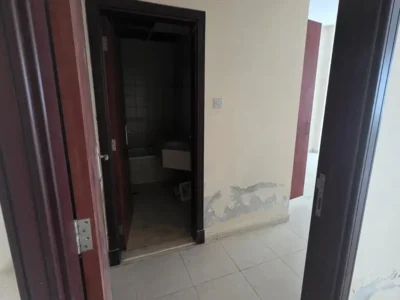 READY TO MOVE | 1 BED | UNFURNISHED | CAR PARK