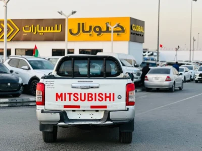2022 Mitsubishi L200 GLS 2.5L 4 Cylinder Diesel Engine White Grey Pick UP GCC