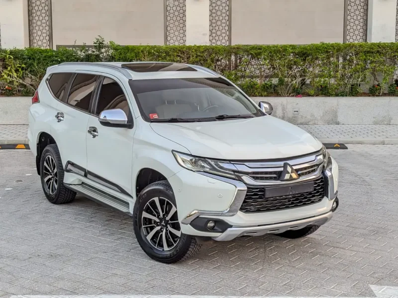 2016 Mitsubishi Montero Sport GLS 4WD Top Line 6 Cylinders Engine White Beige SUV