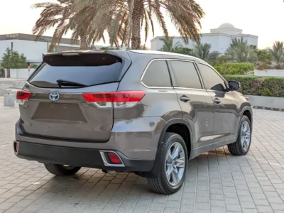 2019 TOYOTA HIGHLANDER LIMITED 3.5 Litres V6 Hybrid Engine Grey Brown SUV
