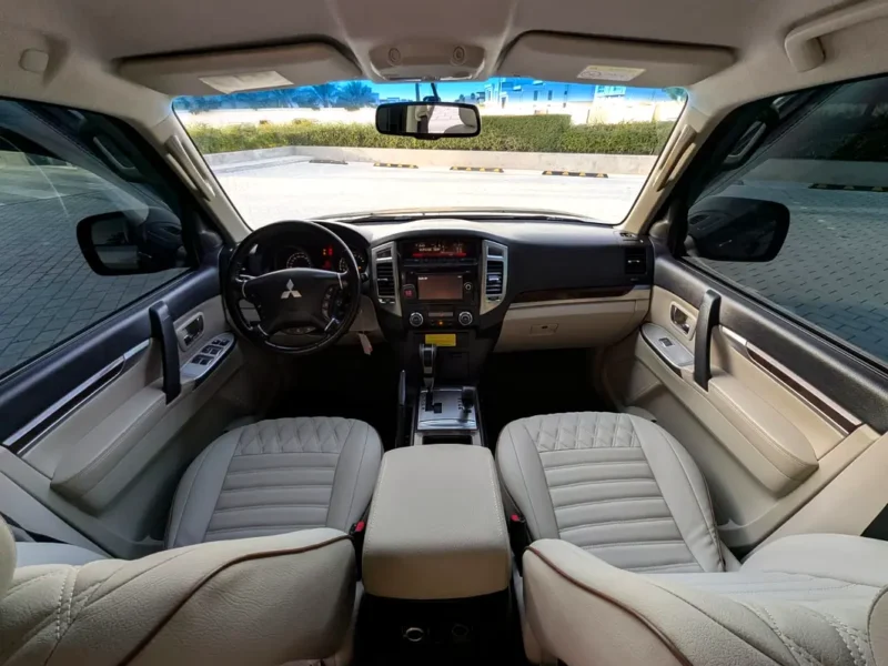 2017 Mitsubishi Pajero GLS MID 6 Cylinders Engine Grey Beige SUV GCC Specs