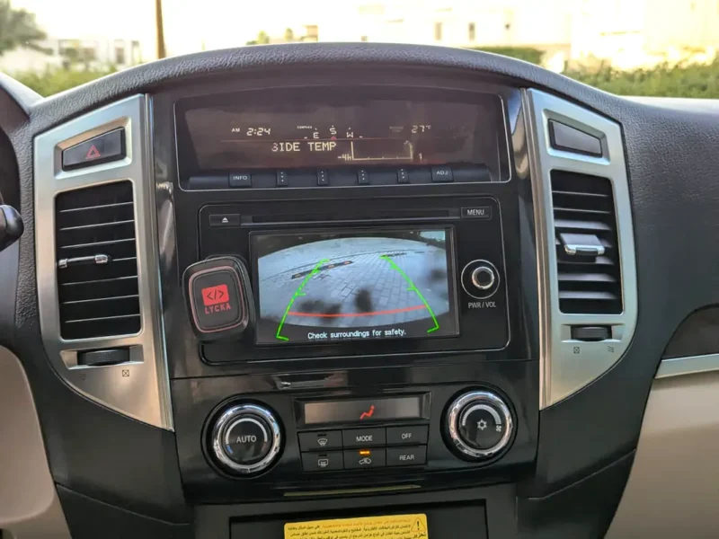 2017 Mitsubishi Pajero GLS MID 6 Cylinders Engine Grey Beige SUV GCC Specs