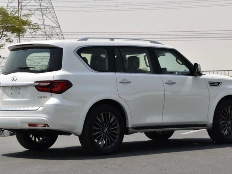 2024 Infiniti QX80 Luxury 5.6 Litres 8 Cylinder Petrol Engine White Black SUV