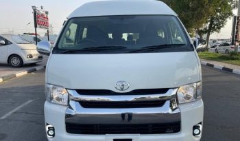 2016 Toyota Hiace Commuter 3.0 Litre 4 Cylinder Turbo Diesel Engine White Grey Van