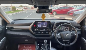 2021 Toyota Kluger GXL 2.5-litre 4-cylinder Petrol-Electric Hybrid Engine Silver Black SUV
