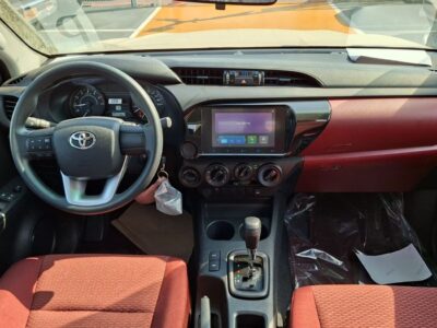 2025 Toyota Hilux DLX 2.7L 4 Cylinders AT PETROL 4X4 DOUBLE CABIN White Red