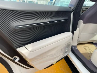 2025 AVATR 12 ULTRA 1.5 Litres 4 Cylinders HYBRID Engine White Sedan RWD