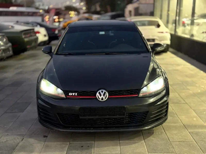 2016 Volkswagen Golf GTI 4 Cylinder Engine Black Hatchback Turbo Performance